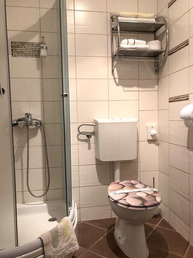 Smjestaj Natalija Hotell Osijek Eksteriør bilde